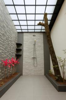 Secret Escape Colonial Bungalow - 1