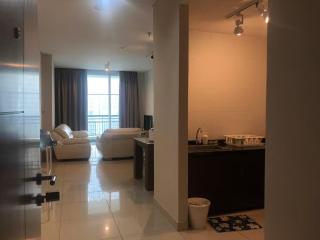 Apartemen Central Park 2BR, Alaina 22 - 5