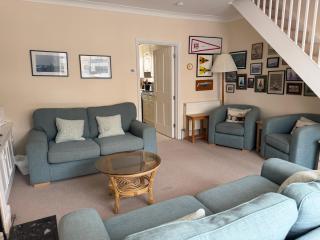 Gulls, charming seaside cottage, centrally located - 5
