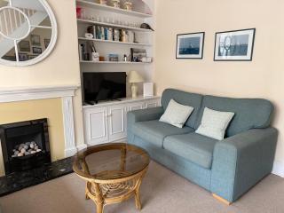 Gulls, charming seaside cottage, centrally located - 7