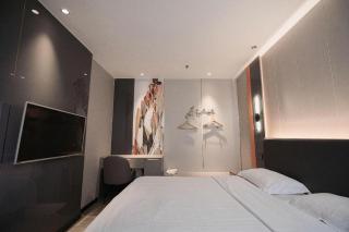 GreenTree Inn Meizhou Meijiang District Wanda Plaza Hotel - 8