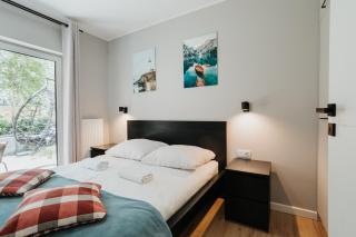 Domus Aurea — Garden, Balcony & Free Parking - 2