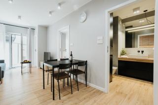 Domus Aurea — Garden, Balcony & Free Parking - 1