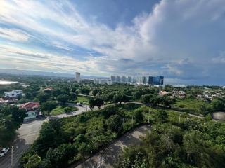 La Mirada Residences Sea-view Suites - 8