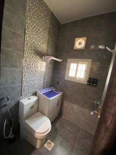 شقة فاخرة غرفتين ودورة مياه في حي الحمدانية j10 - Jeddah - 1