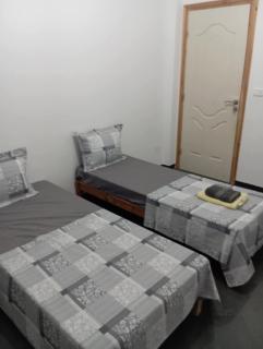 Spacious air-conditioned house - 4