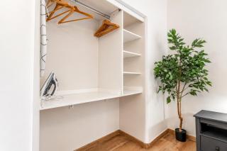 Trendy Studio near Westbahnhof with Kitchenette & Smart TV - 5