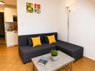 Charming City Loft - 3