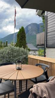 Apartment centrally located in Loen with private terrace - 9