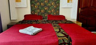 Gorilla Home Stay - 9