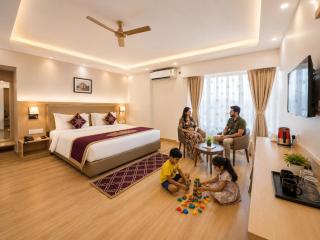 This Hotel Is A Great Place To Visit With Family G-Resort Near Marine Drive Road Puri And Sea Beach Restaurant & Swimming Pool Facilities - All Room Spacious and Fully Air Conditioned Rooms With Attached Balcony-24-Hour Room Service - 3