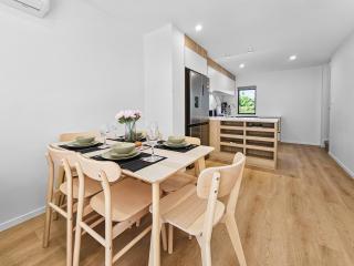 Waipuna Living I 3-Bed Townhouse I Spacious Home - 3