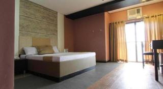 Dreamworld Hotel - 1