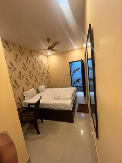 Hotel Royal Palace - 0