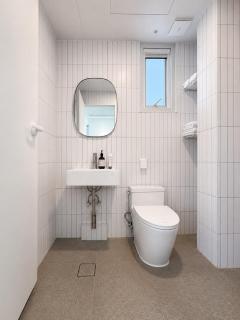 [New] DH Stay 3 / 3BR 2BATH / 3min Hongik Univ STN - 7