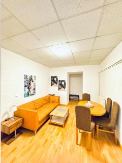 Simple Two Private Rooms with Shared Living Area in Vienna - 7