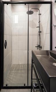 Mercan Apartments Balat - Emerald Bay Room - 2