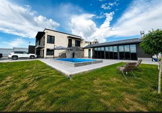 Millenium Villa - 2