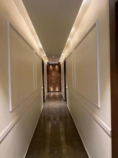 Hotel Status Inn - 1