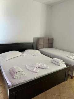 Villa Besnik - Saranda - 1