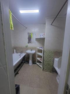 Walk to Kharkhorin Market, 3 plus 1 rooms entire place - 3