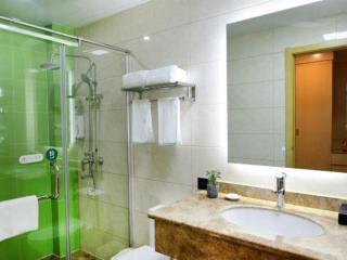GreenTree Inn Ningbo Beilun District Meishan Beach - 3
