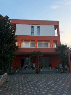 Jico Travel - Villa Lilo - 0