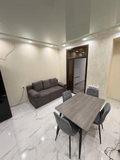 Best House in Smal Centre Near Republice Square - 2