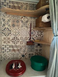 Tiny ou Petite maison sur roulettes - 8