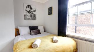 Delightful Durham Home - 4