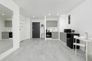 Eleganckie i Stylowe Studio z Balkonem w Sosnowcu by Noclegi Renters - 9