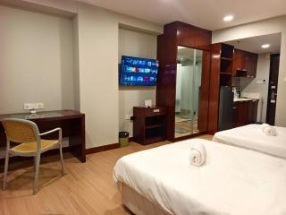 Deluxe Twin Room - 5