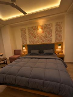 The Golden Nest Aesthetic & Comfy Stay - 1