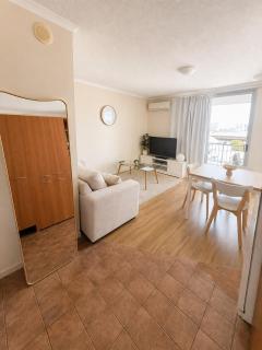 Apartment in South Brisbane - 1