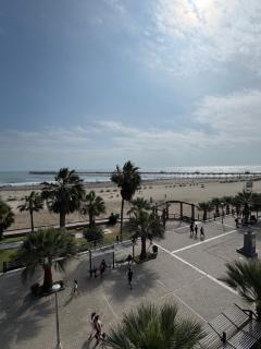 Brand-New Beachfront Luxury at Malecon Seoane Pimentel - 9