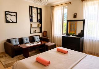 Mountain Home Inn-Guesthouse - 3