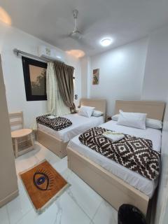Thebes Guest house - 0