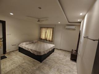 Pleasant 2bedroom spacious stay in the prime area - 7