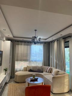 d and m living - 2