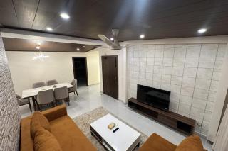 Family Apartment Khaira Gali Sleeps 6 - 0