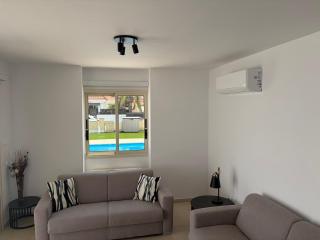 Coastal Breeze Beach Villa 26 - 4