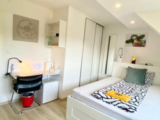 Ruhige Gästezimmer in Bonn mit Gemeinschaftsbad & Küche - 5