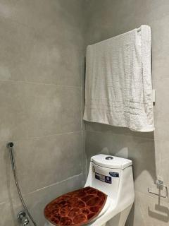 Gulberg MM Alam, Nova, 1BR, Self Checkin, Pool - 3