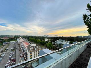 Sunset Seaview Sutera Avenue Rooftop pool - 1