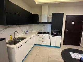 Al Jannat Heights Executive 1BR - 2