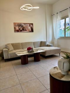 Paphia Olive Suite - 3