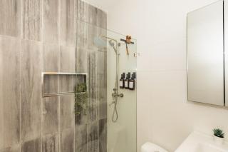 Spacious villa with private pool, 10 minutes from the ocean - 9