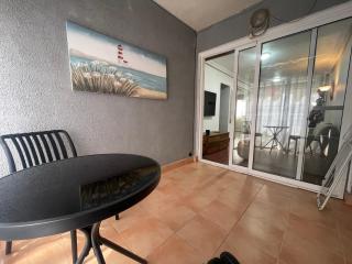 Torrevieja Beachside 3-Bedroom Apartment - 8