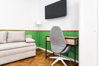 Convenient 3-BR Apartment 15 Min to Landstraße Hub - 5
