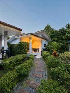 Sirimaa House - 5mn ZenBeach - Garden View - King Bed - 0